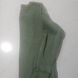 American Eagle crewneck sweatshirt